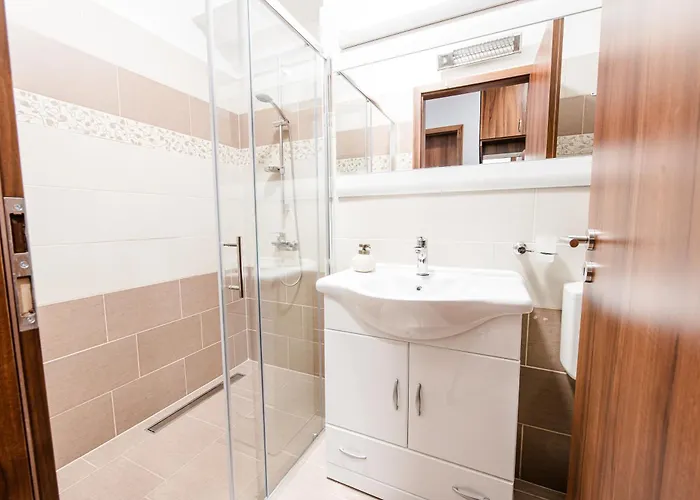 Lilly Luxury Apartament *