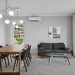 Lilly Luxury Apartament
