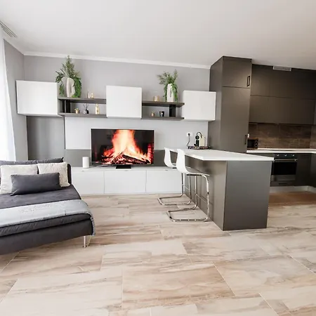 Lilly Luxury * Οπατία