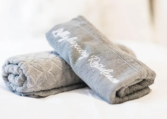 Lilly Luxury * אופטיה